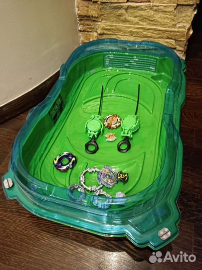 Бэйблэйд арена