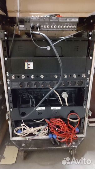 Рэкoвый кeйс (рэк, кофр) 15U на колeсaх с оборудов