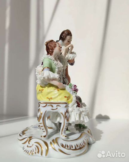 Статуэтка Кружевница кавалер Volkstedt Фолькштедт