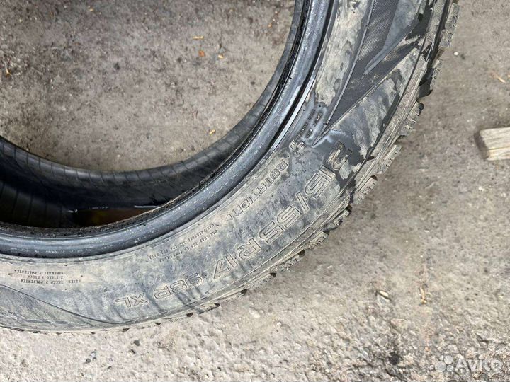 Nokian Tyres Hakkapeliitta R2 215/55 R17