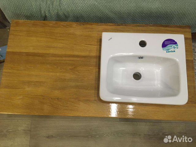 Раковина со столешницей в ванную