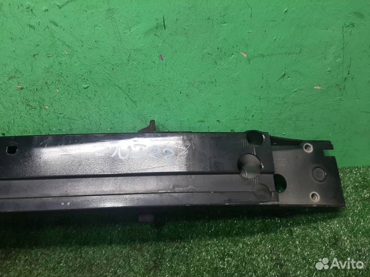 Усилитель бампера переднего Volvo XC90 2006