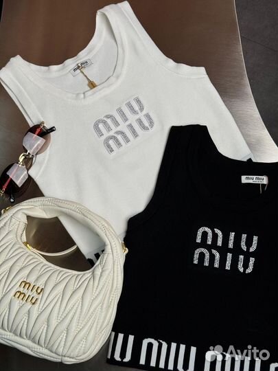 Топ Miu Miu