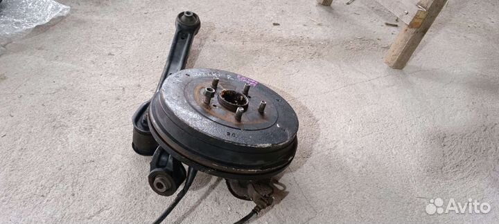 Цапфа правая Suzuki Grand Vitara JT.Оригинал