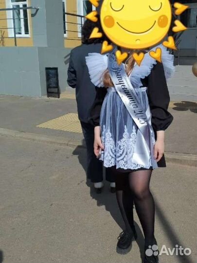 Белый школьный фартук