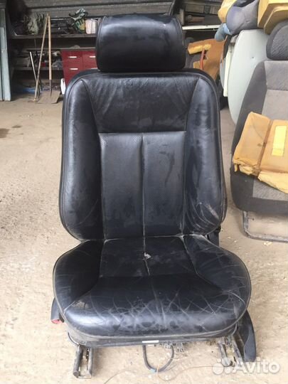 Сиденье автомобиля