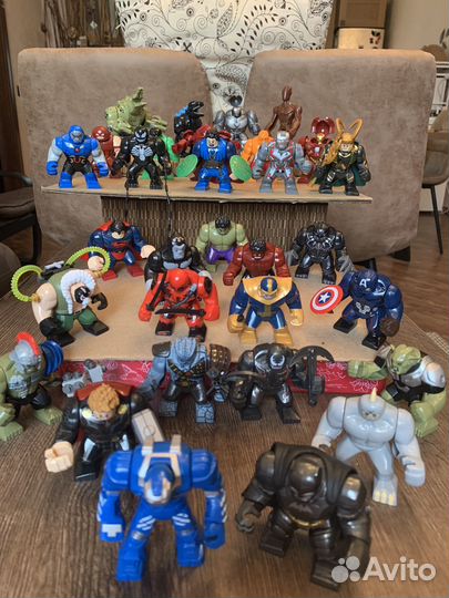 Фигурки супергероев