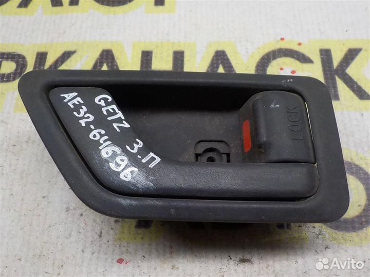 Ручка двери внутренняя правая Hyundai Getz 2002-2