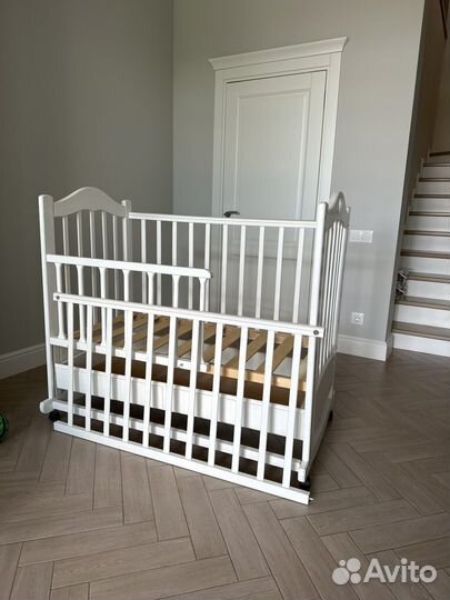 Детская кроватка от 0 до 3 х лет