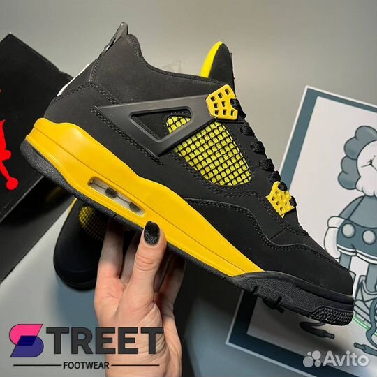 Nike Air Jordan 4 Yellow Thunder