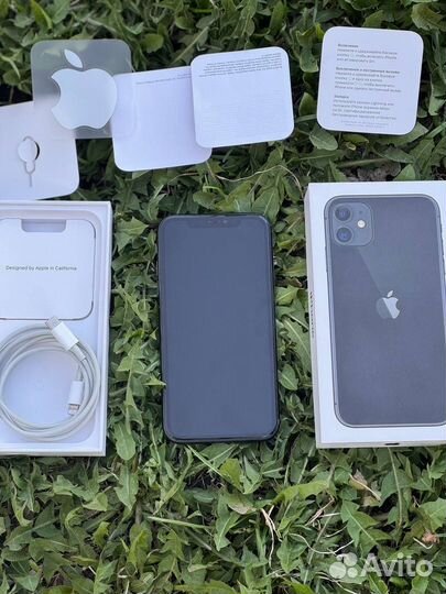 iPhone 11, 64 ГБ