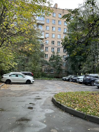 2-к. квартира, 48 м², 3/9 эт.
