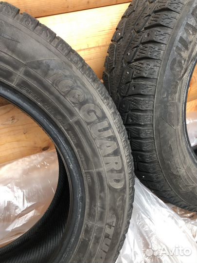 Yokohama Ice Guard IG55 215/60 R16