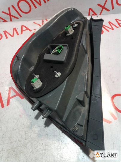 Стоп-сигнал задний правый honda FIT