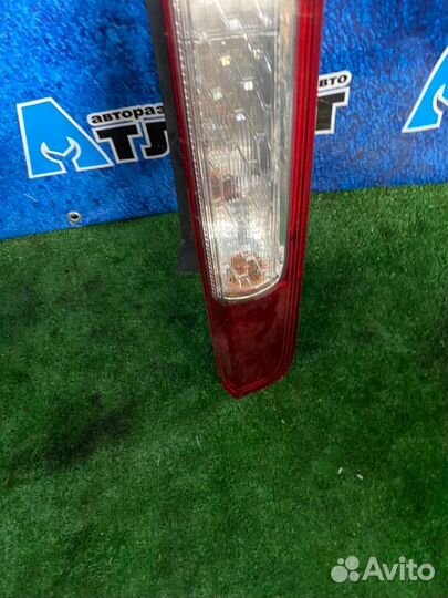 Фонарь задний левый Ford Focus CB4 sida 2010