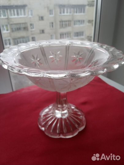 Антикварное стекло, конфетницы на ножке Мальцов