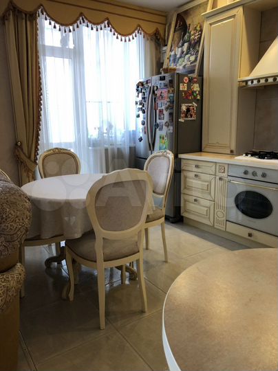 3-к. квартира, 96 м², 3/6 эт.