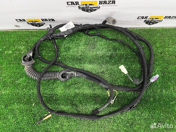 Электропроводка крышки багажника