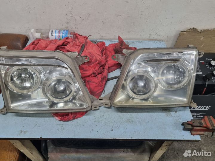 Продам фары и габариты