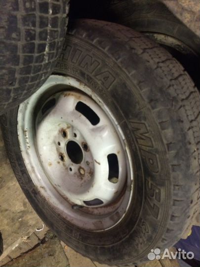 Колесо на прицеп