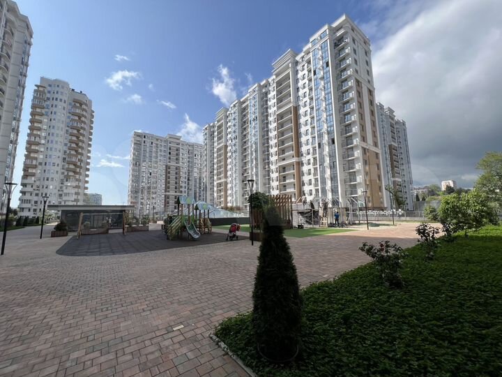 2-к. квартира, 44 м², 10/18 эт.
