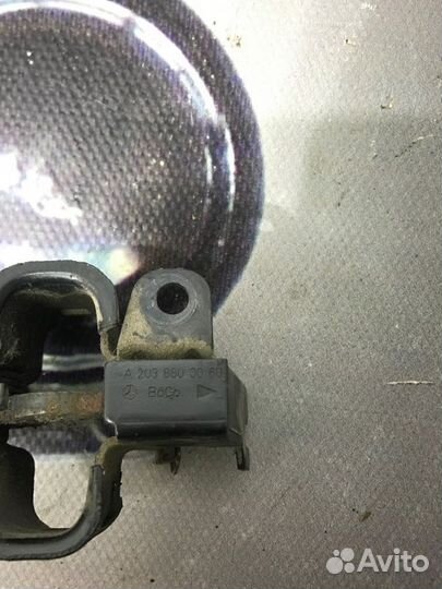 Замок капота Mercedes-Benz Clk- Class