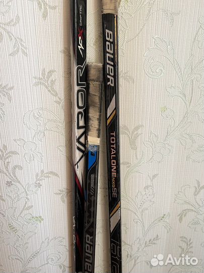 Обломки клюшек