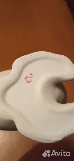 Фарфоровый штоф и 6 рюмок 