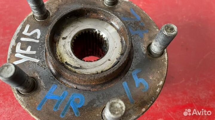 Ступица передняя левая Nissan Juke YF15 HR15