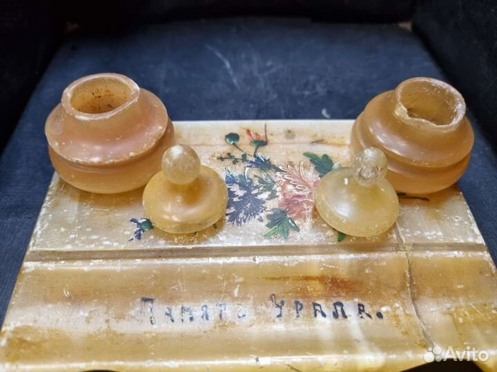 Старинная чернильница, из селенита. Была склейка п