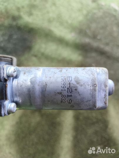 Стеклоподъёмник передний правыйMitsubishiLancer IX (2000—2007)