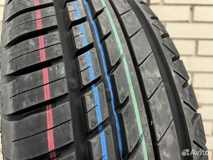 Viatti Strada Asimmetrico V-130 215/60 R16 95V