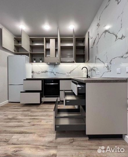 Кухонный гарнитур