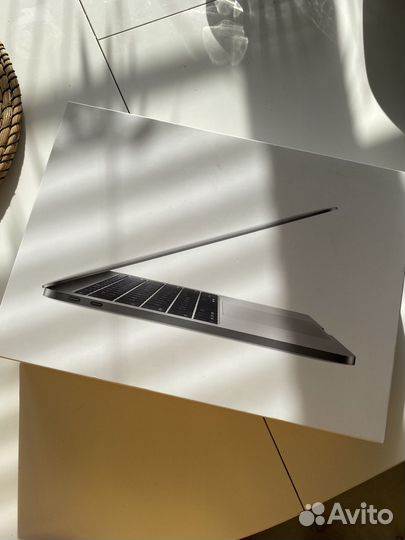 Macbook pro 13 2017, A1708
