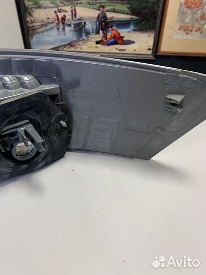 Задние фонари Toyota avensis
