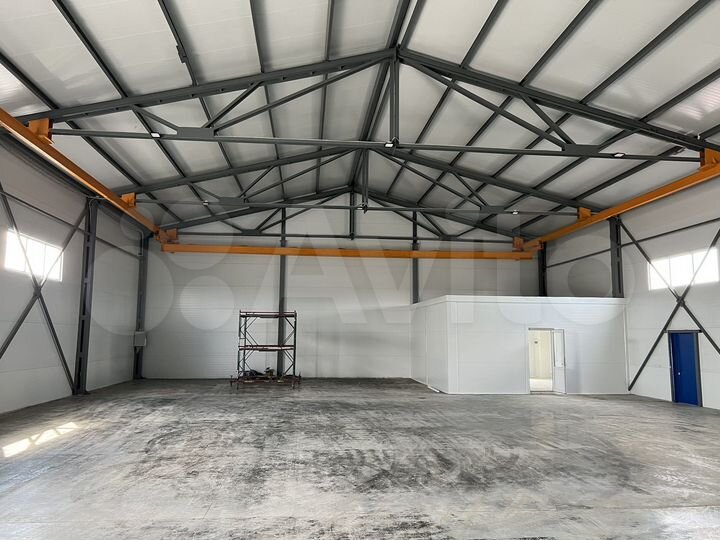 Склад, 756 м²