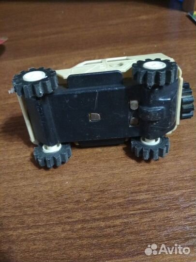 Модель автомобиля УАЗ заводной