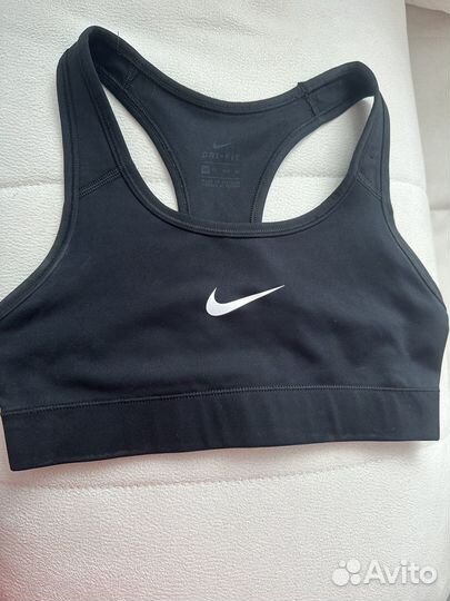 Женские топы и футболки