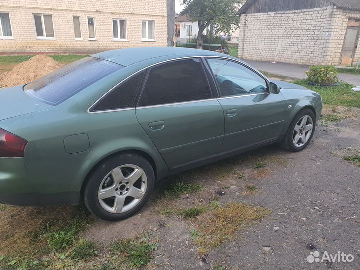 Audi A6 2.4 МТ, 2002, 304 888 км