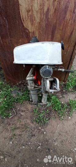 Лодочный мотор Салют