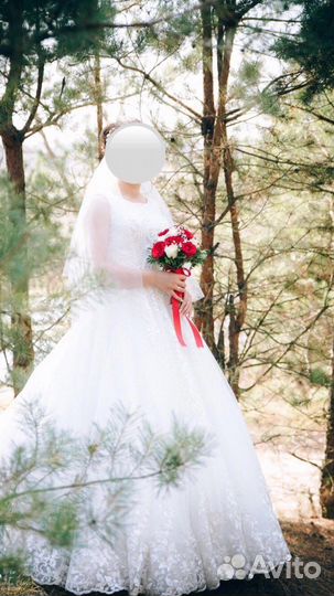 Свадебное платье