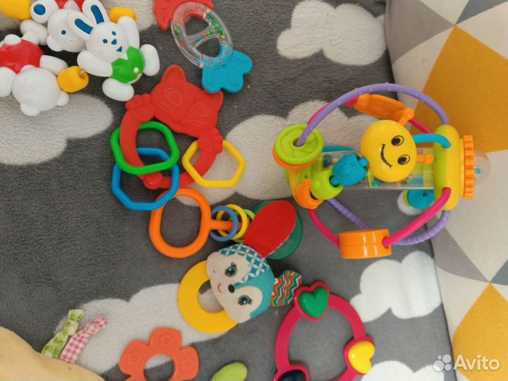 Игрушки погремушки пакетом