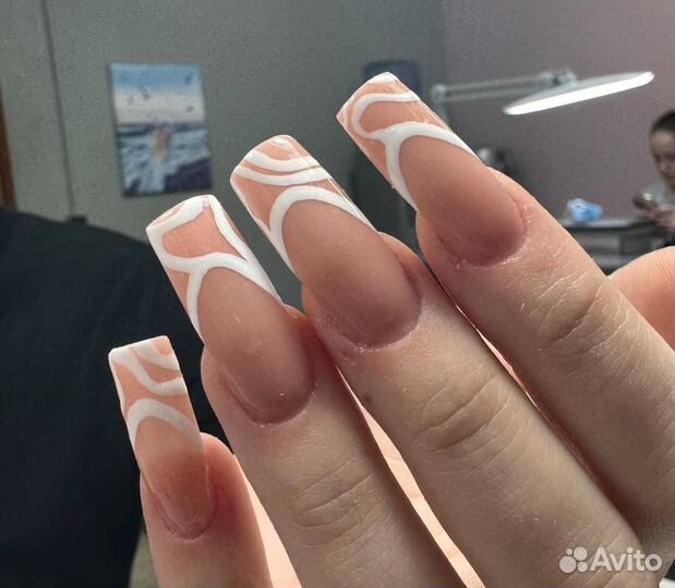 Маникюр,наращивание ногтей