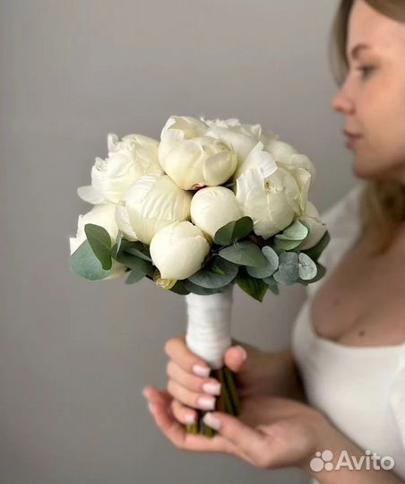 Пионы букет