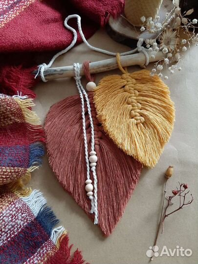 Макраме панно листья