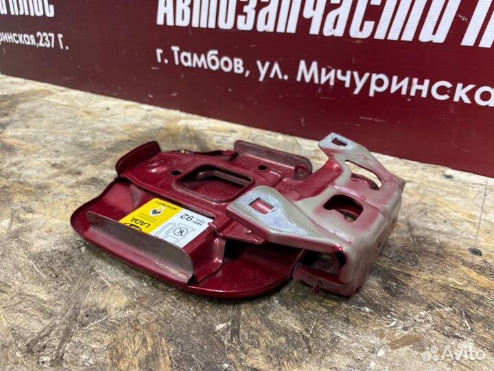 Лючок бензобака LADA X-Ray