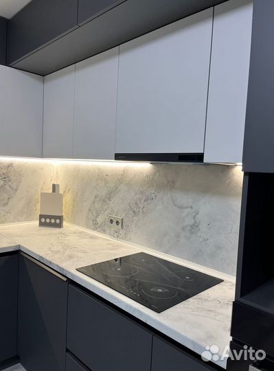 Кухня до потолка на заказ