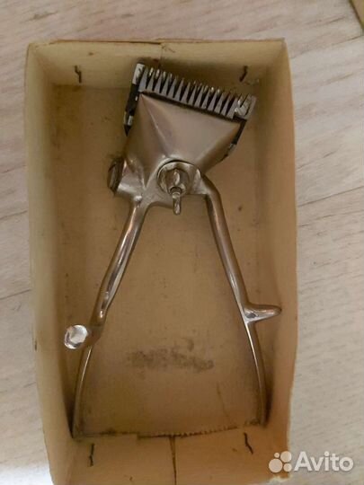 Машинка для стрижки волос советская