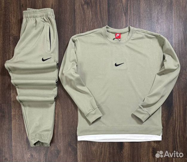 Костюм Adidas Nike