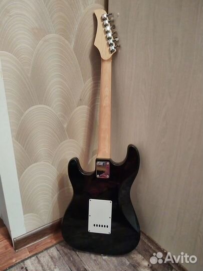 Электрогитара